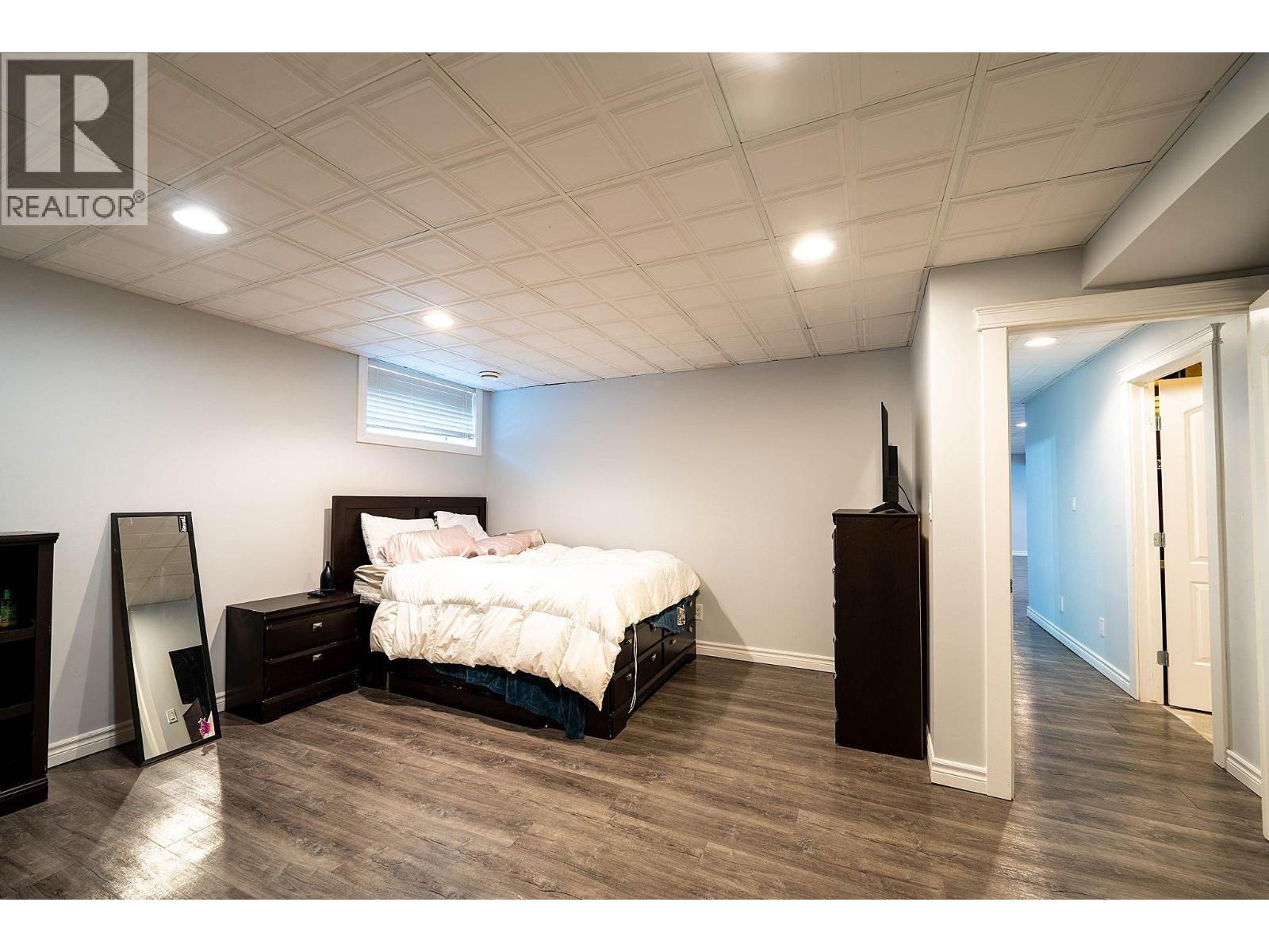 8607 109 AVENUE - 20