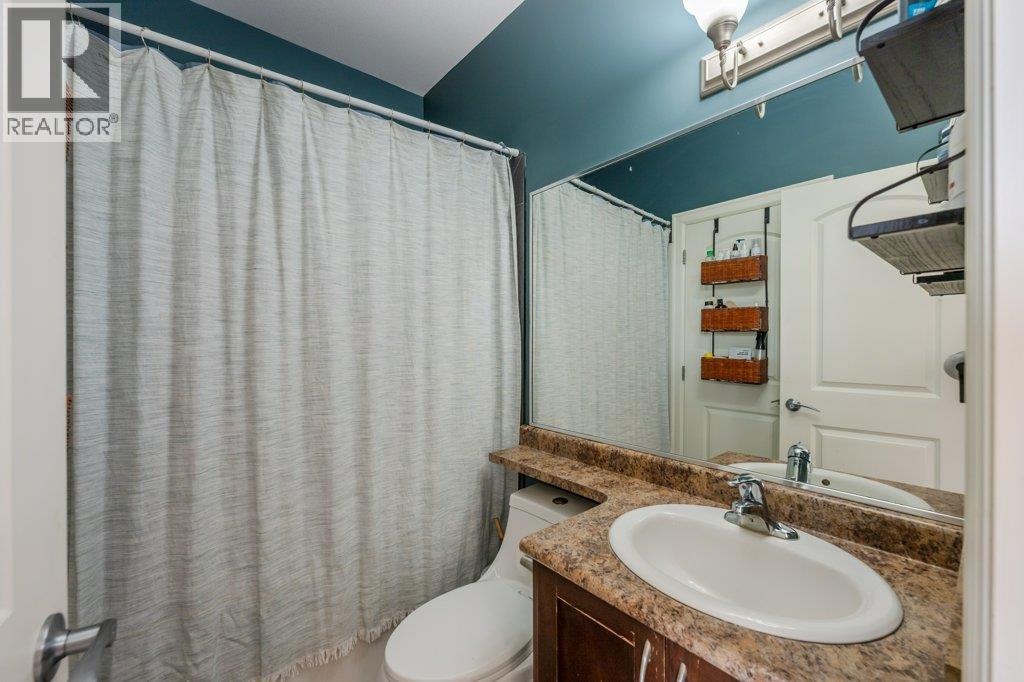 476 SALAMANDER Avenue Unit# 102, Oliver