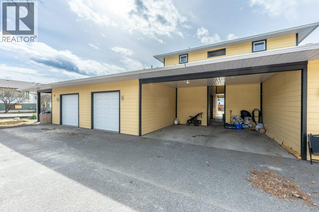 476 SALAMANDER Avenue Unit# 102, Oliver