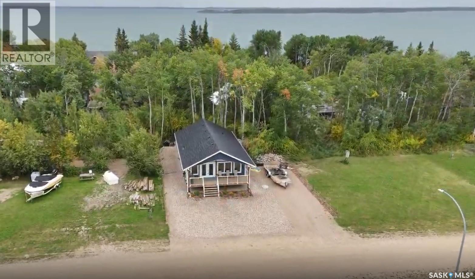 105 Prince CRESCENT