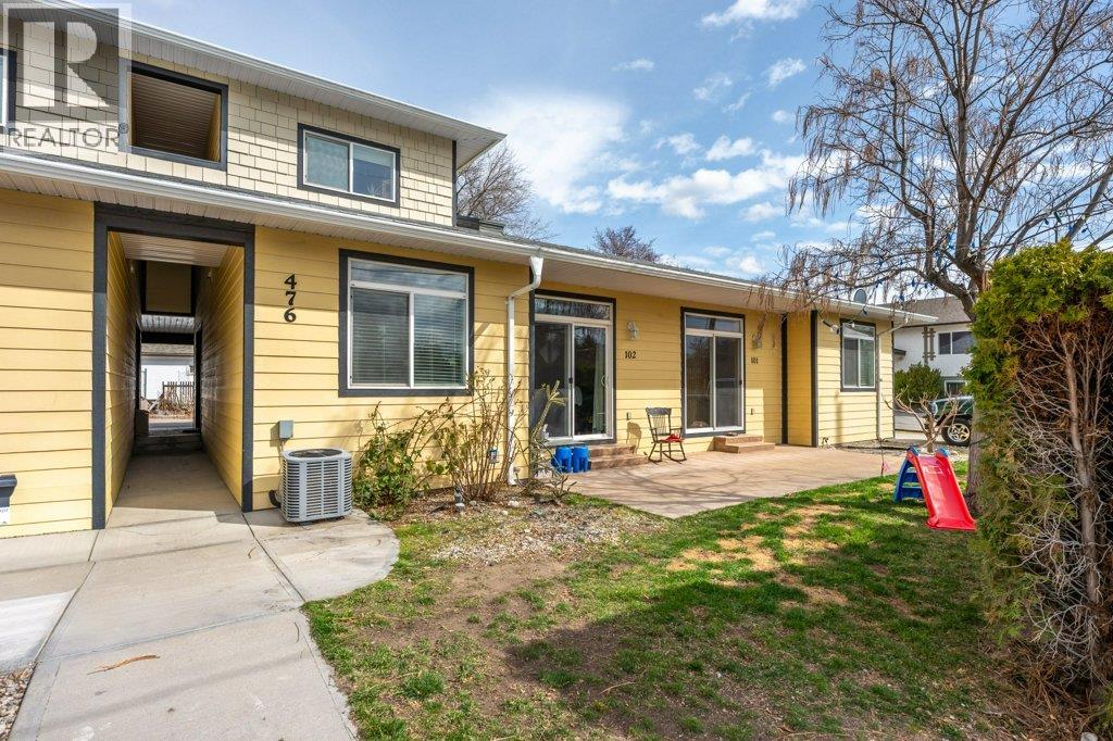 102 476 SALAMANDER Avenue, Oliver