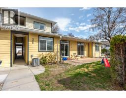 102 476 SALAMANDER Avenue, Oliver