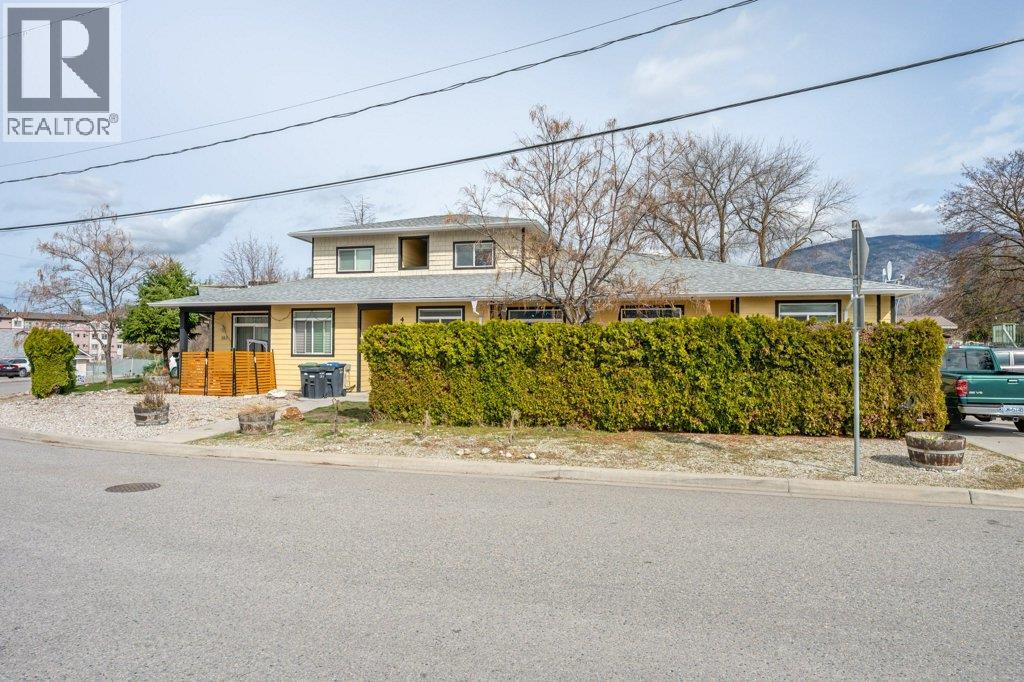 476 SALAMANDER Avenue Unit# 102, Oliver