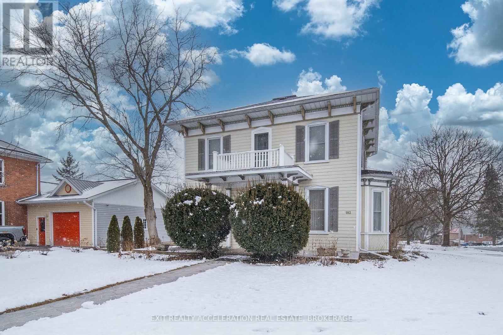 182 WATER STREET W - 19