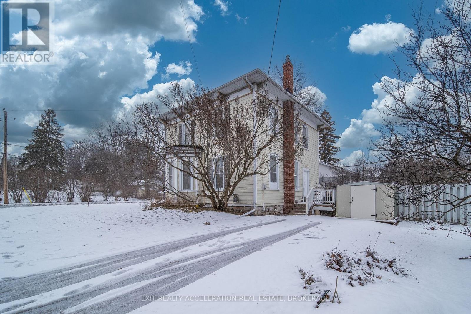 182 WATER STREET W - 26