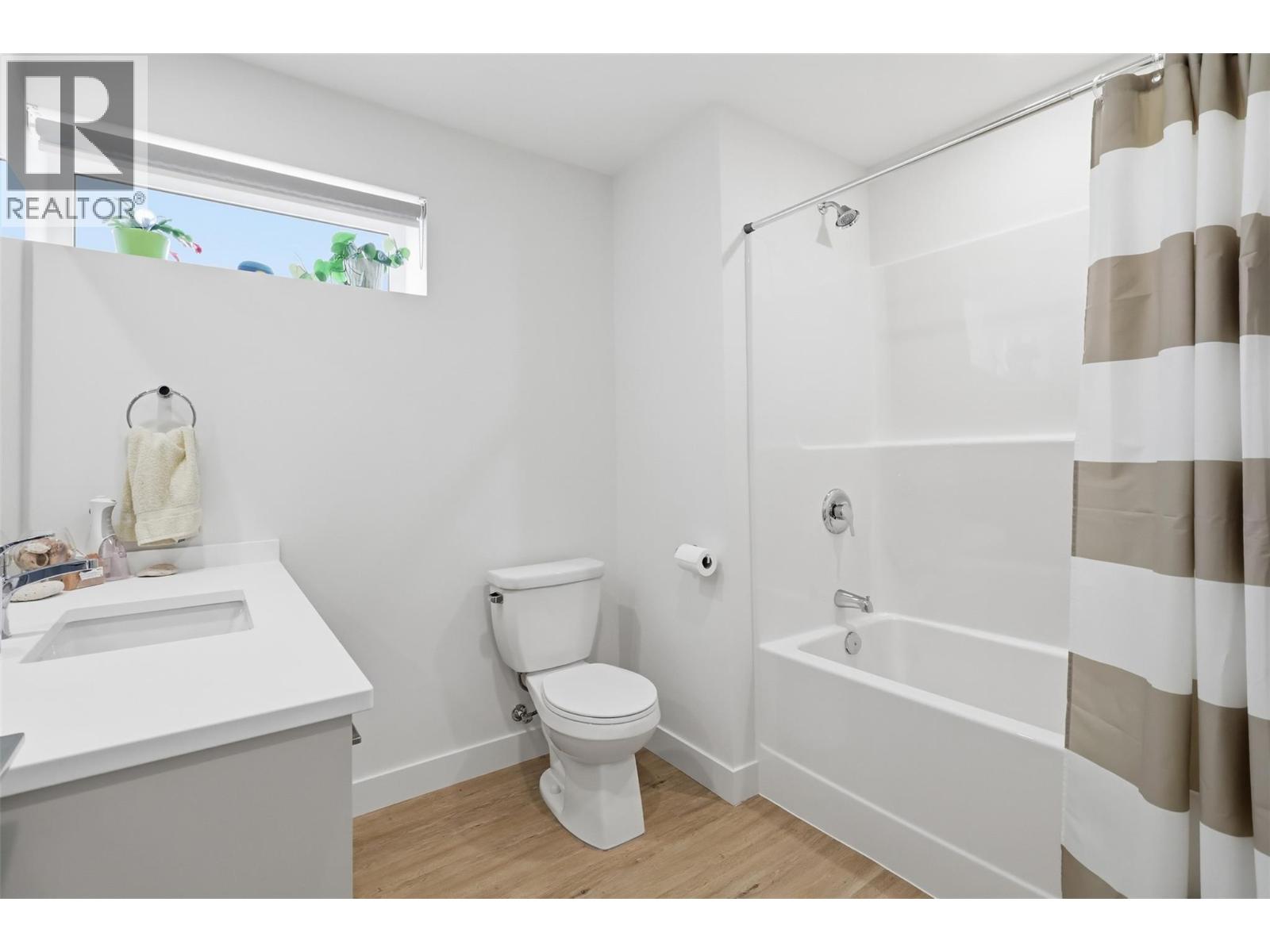 1844 Qu'Appelle Boulevard Unit# 307, Kamloops