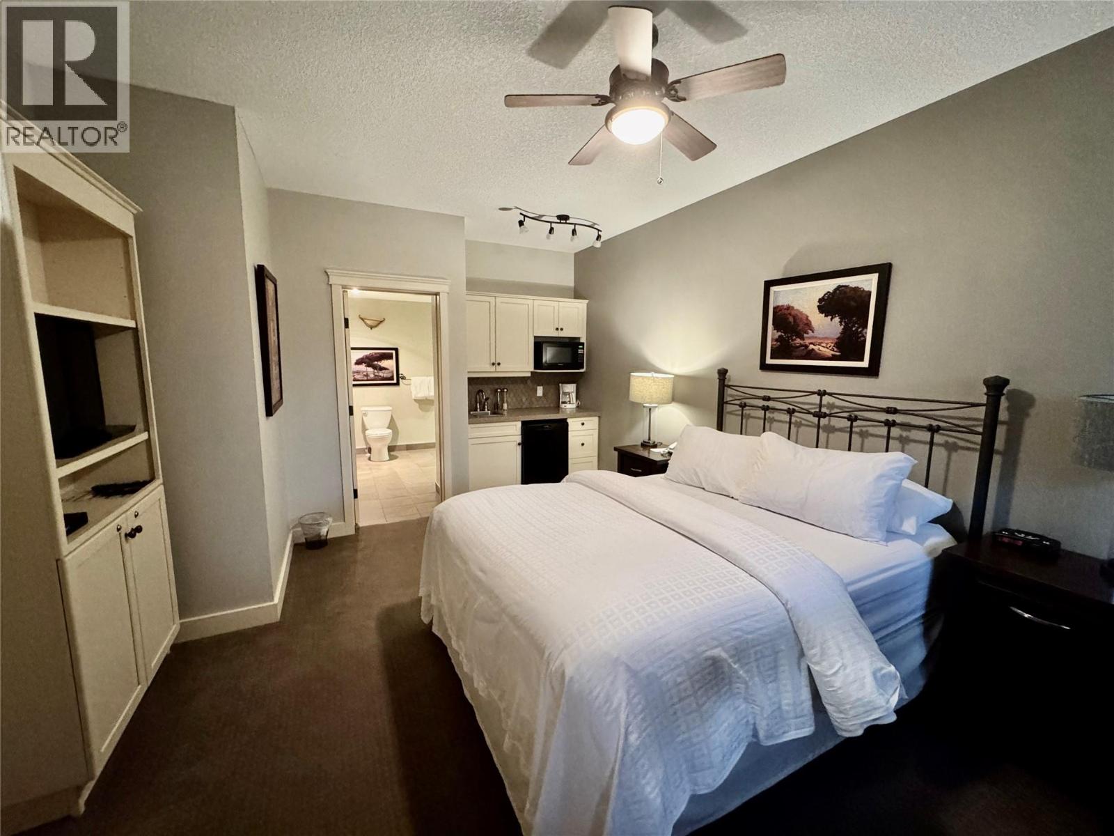 600 Bighorn Boulevard Unit# 624C, Radium Hot Springs