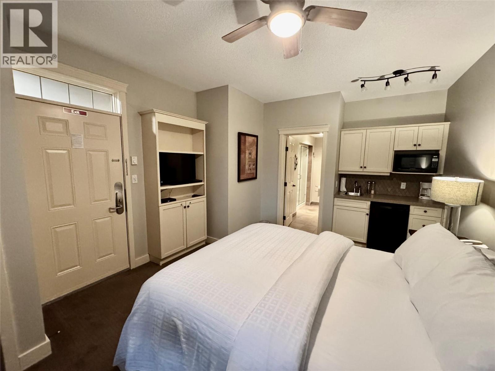 600 Bighorn Boulevard Unit# 624C, Radium Hot Springs