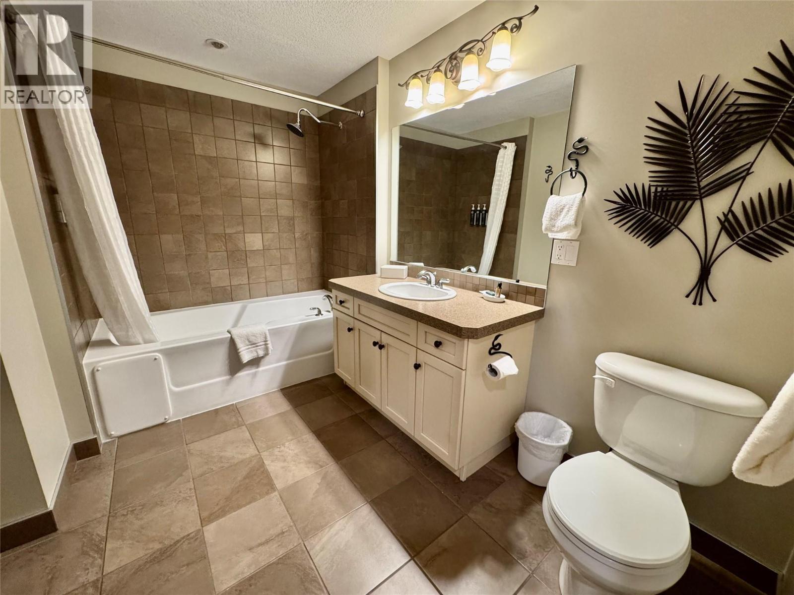 600 Bighorn Boulevard Unit# 624C, Radium Hot Springs