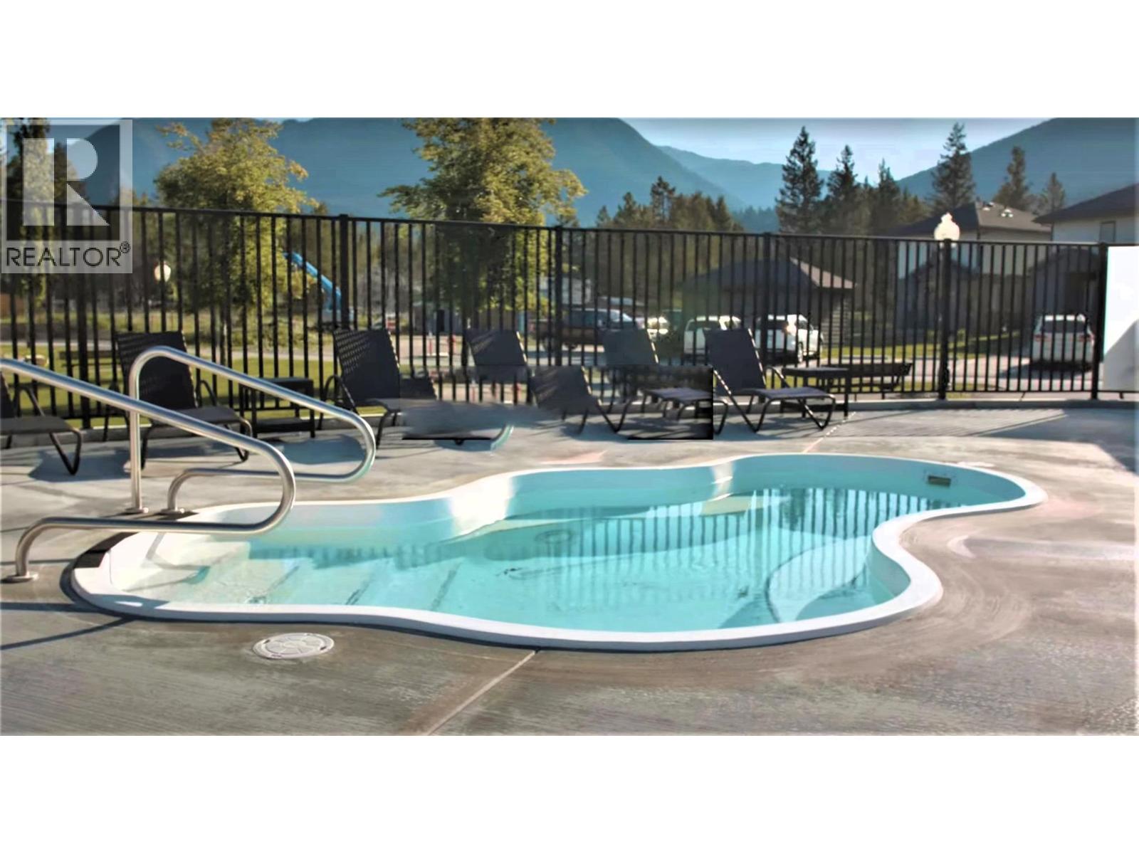 600 Bighorn Boulevard Unit# 624C, Radium Hot Springs