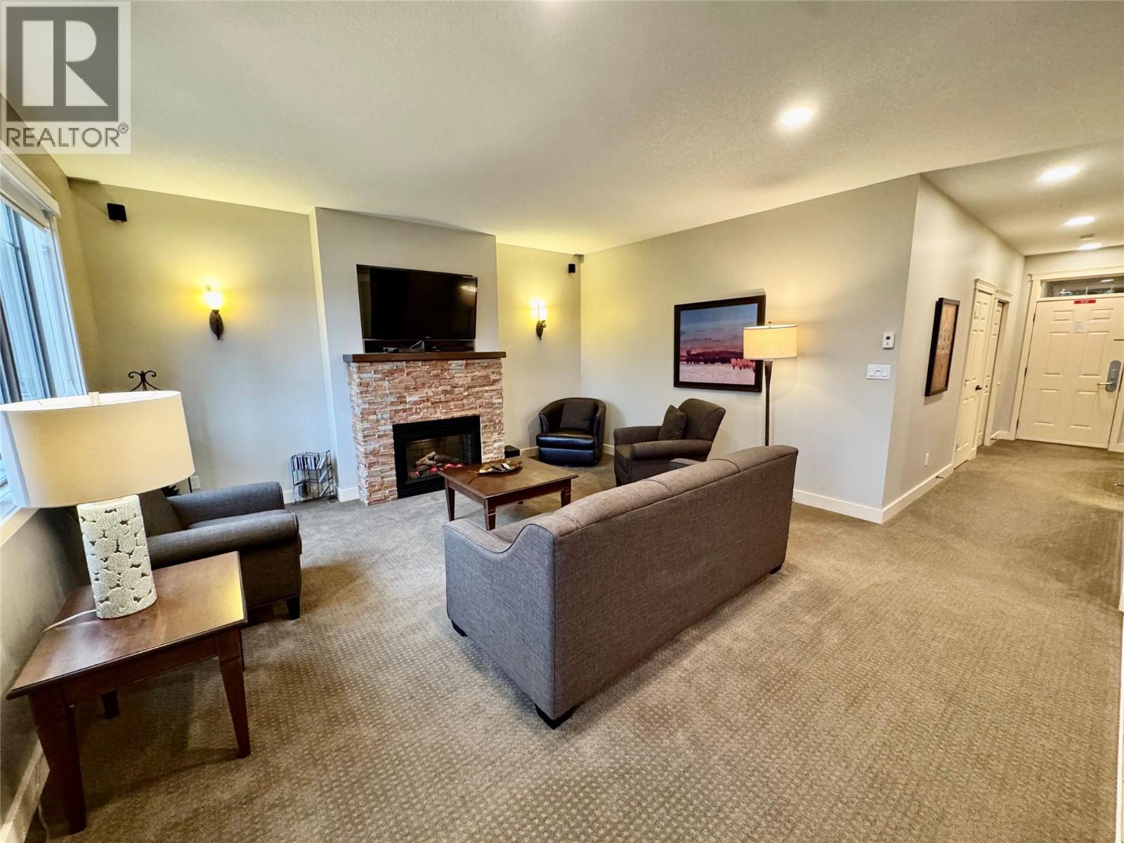 600 Bighorn Boulevard Unit# 624C, Radium Hot Springs