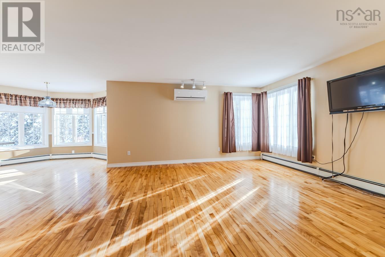 Property 7 of 48 of 40 Silverwood Dr.