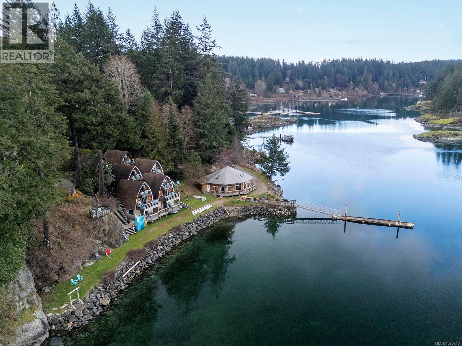774 Cliffe Rd, Quadra Island