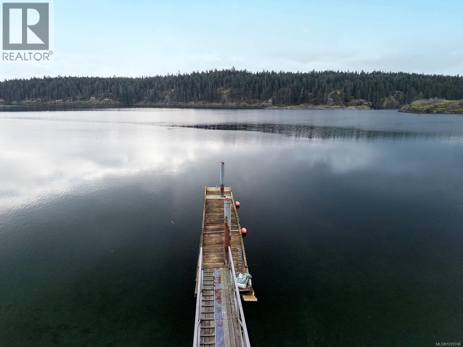 774 Cliffe Rd, Quadra Island