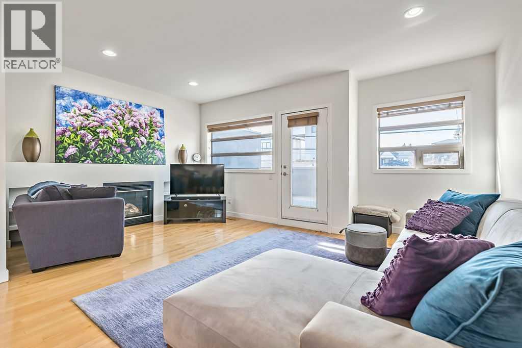 Single Family House for Sale in   A Street SW Killarney/Glengarry Calgary 