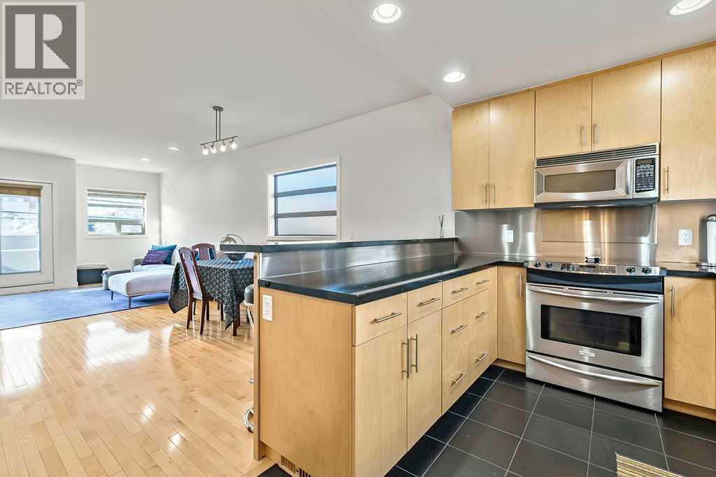 Single Family House for Sale in   A Street SW Killarney/Glengarry Calgary 