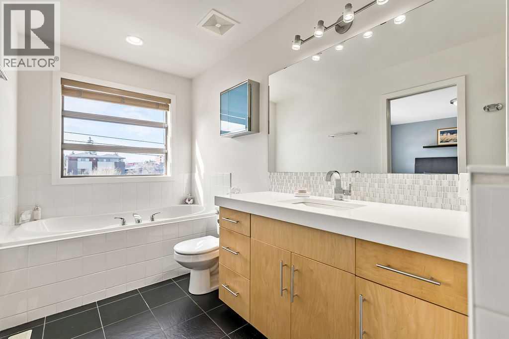 Single Family House for Sale in   A Street SW Killarney/Glengarry Calgary 