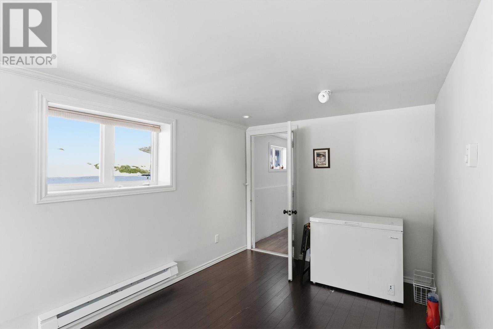 67 JR Smallwood Boulevard - Image 33