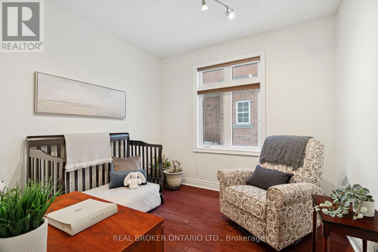 1583 HALLSTONE ROAD,Brampton (Bram West),,