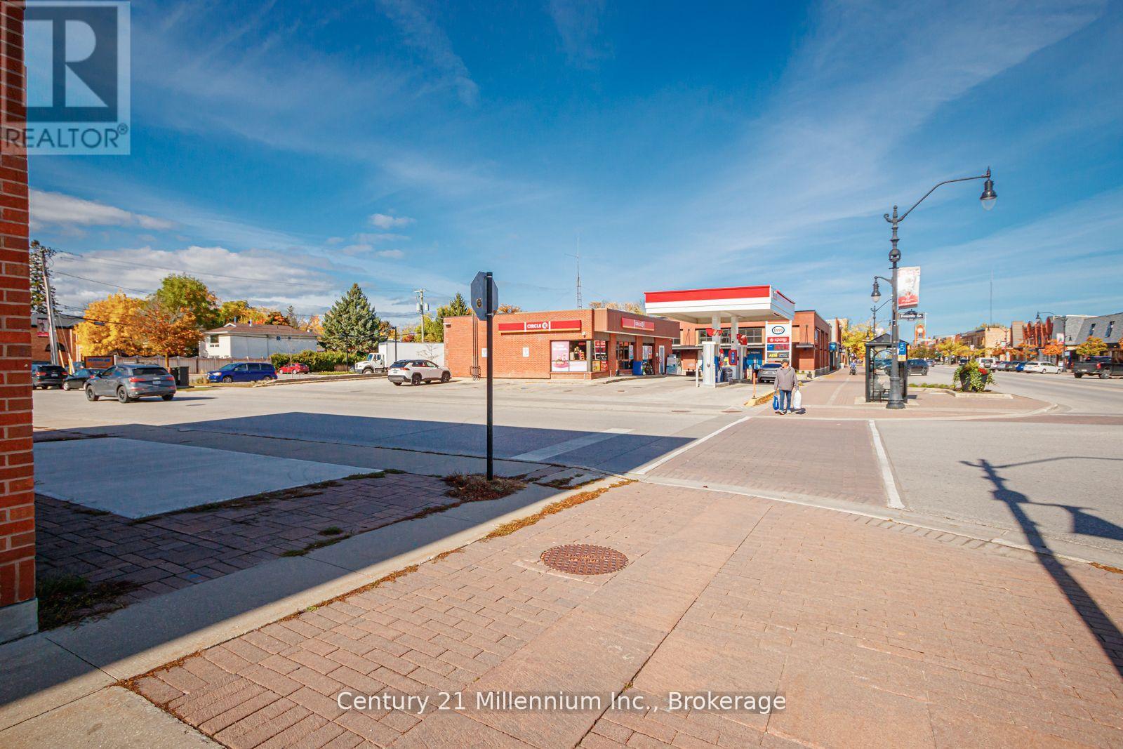 2 - 250 HURONTARIO STREET