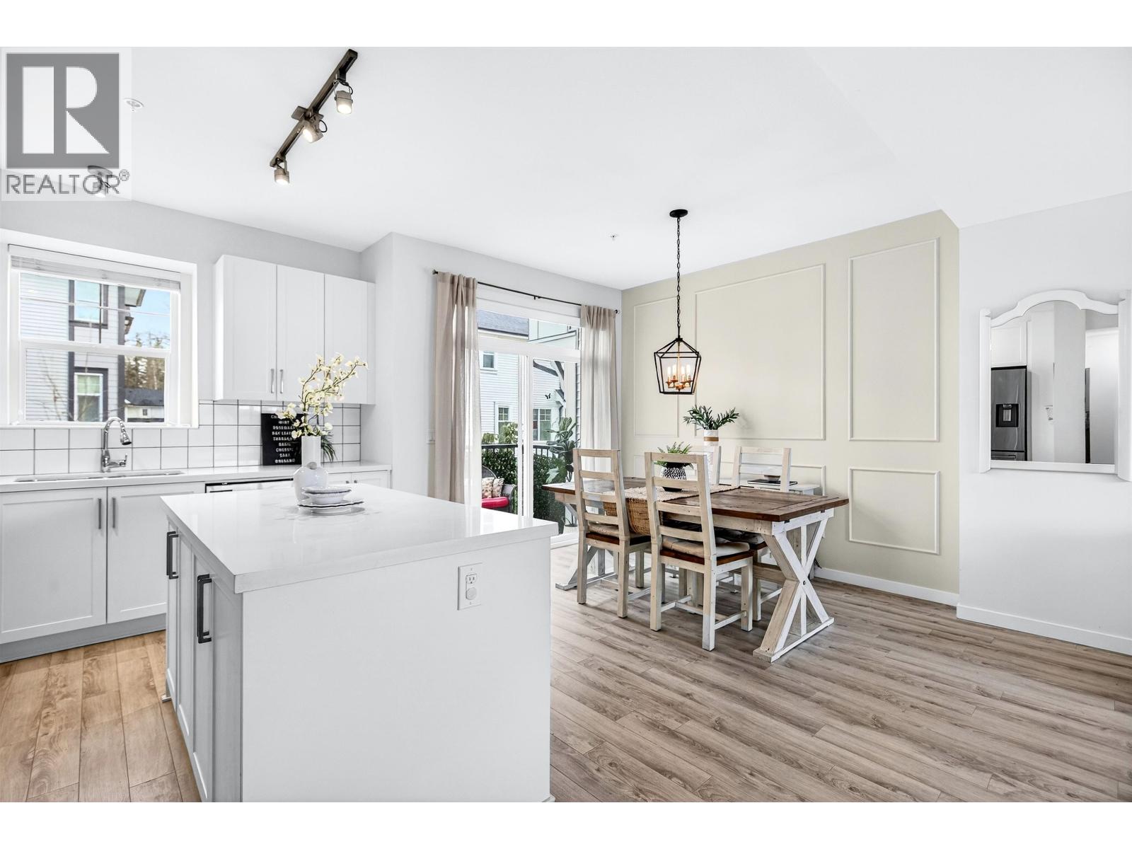 48 11272 240 STREET, Maple Ridge