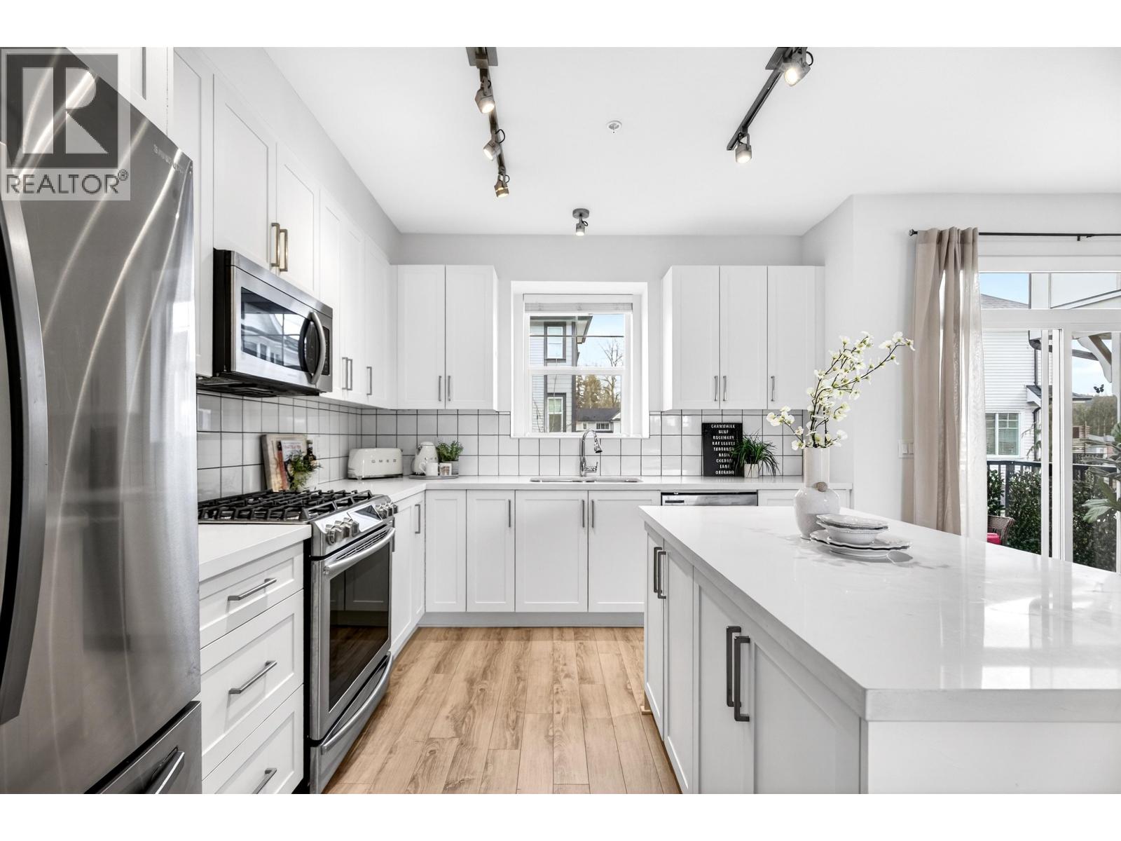 48 11272 240 STREET, Maple Ridge