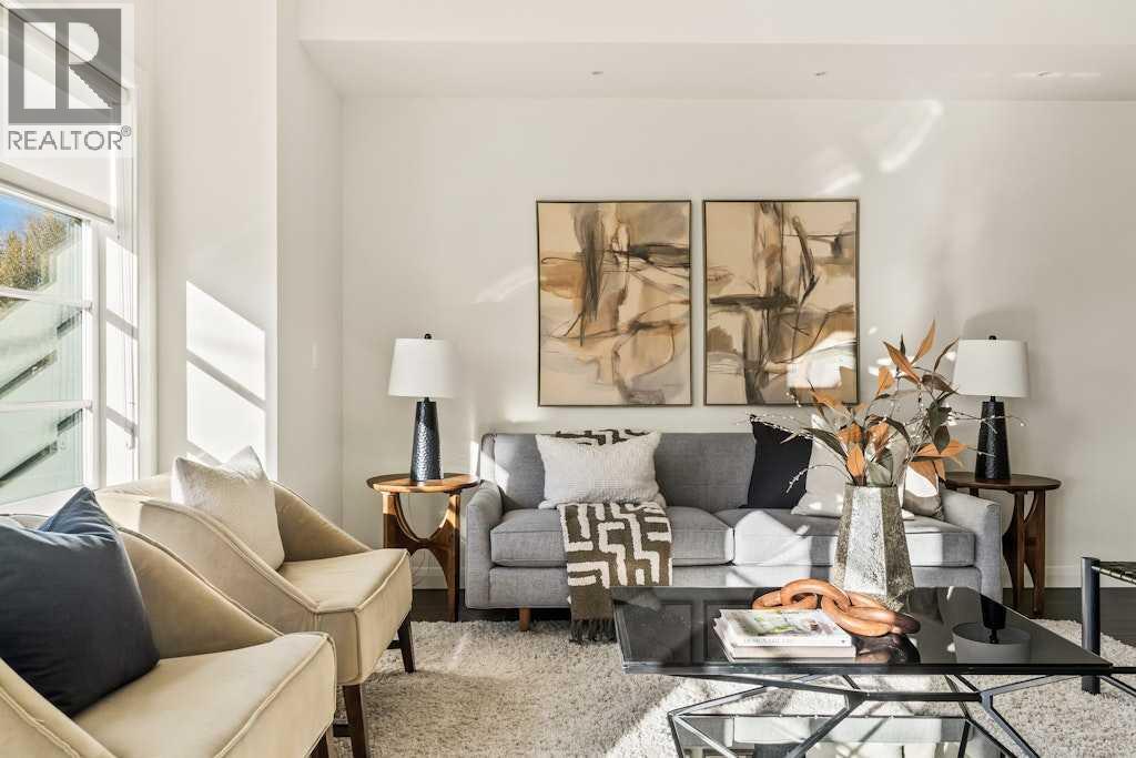 Single Family House for Sale in   Avenue SW Parkhill Calgary 