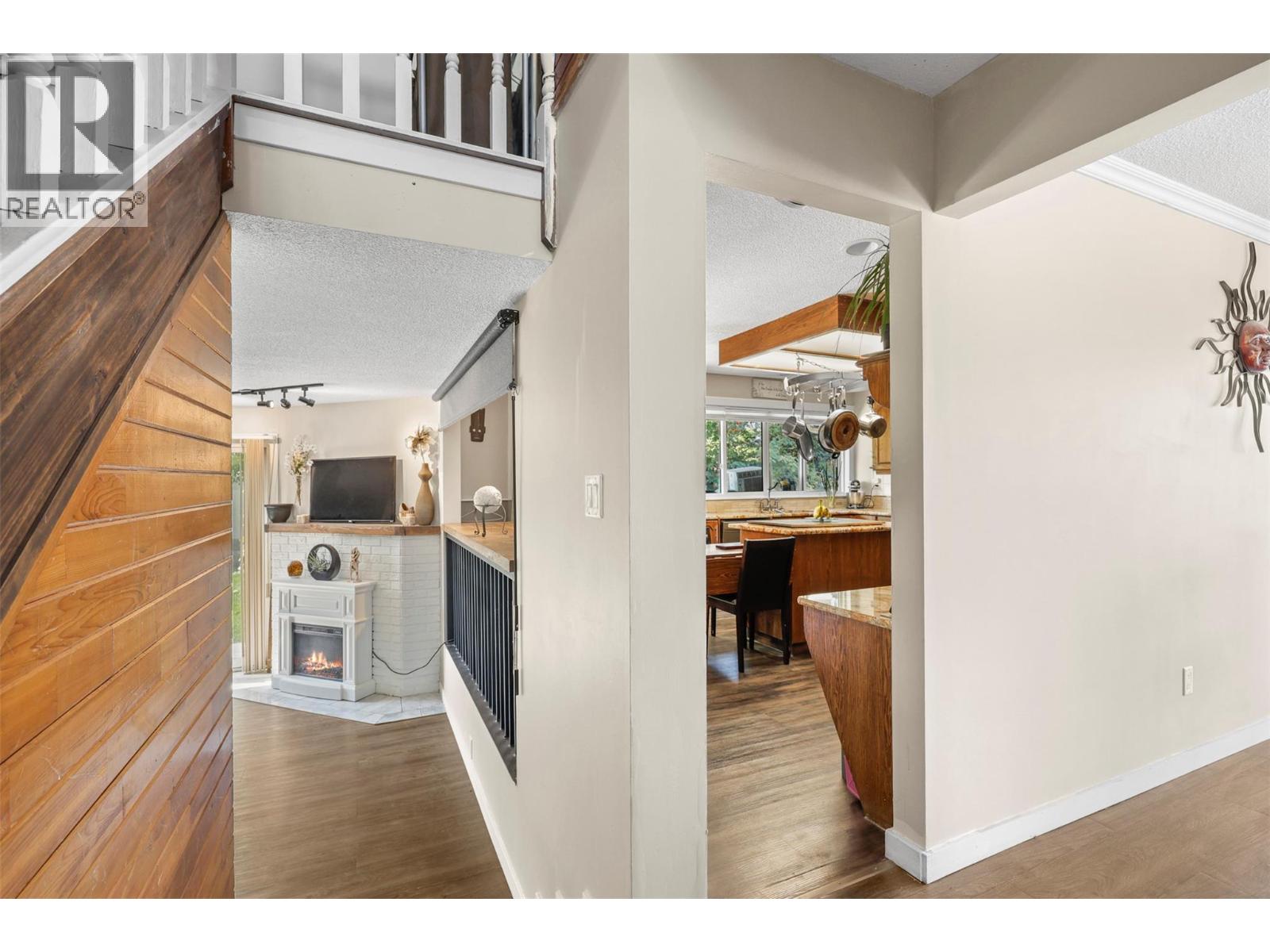  2156 VAN HORNE Drive, Kamloops