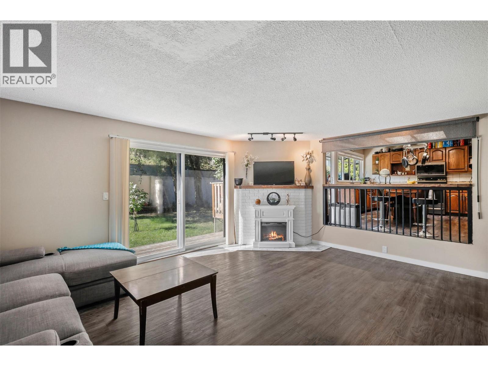  2156 VAN HORNE Drive, Kamloops