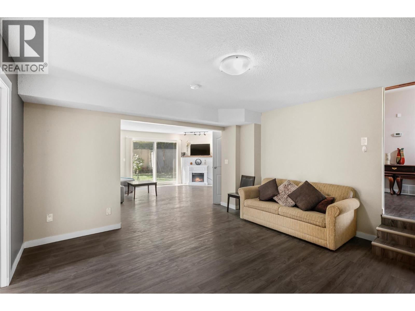  2156 VAN HORNE Drive, Kamloops