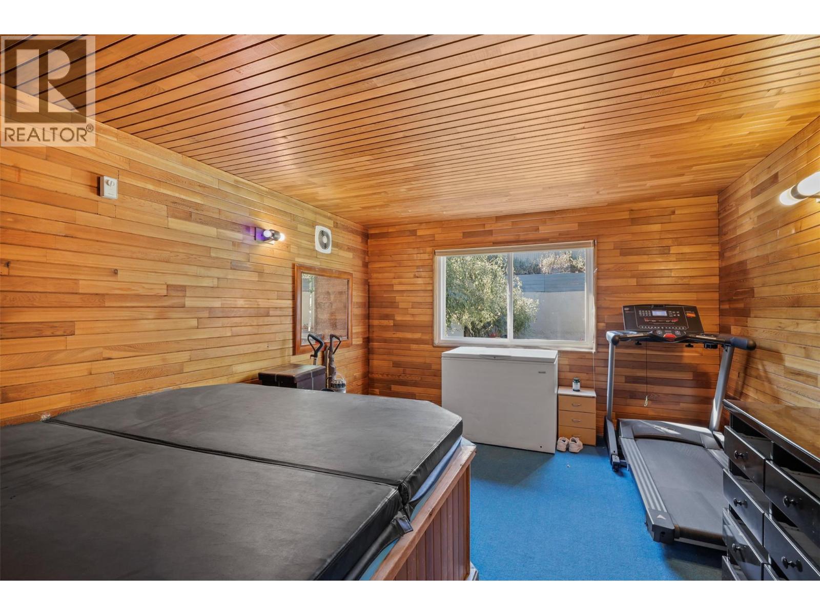  2156 VAN HORNE Drive, Kamloops