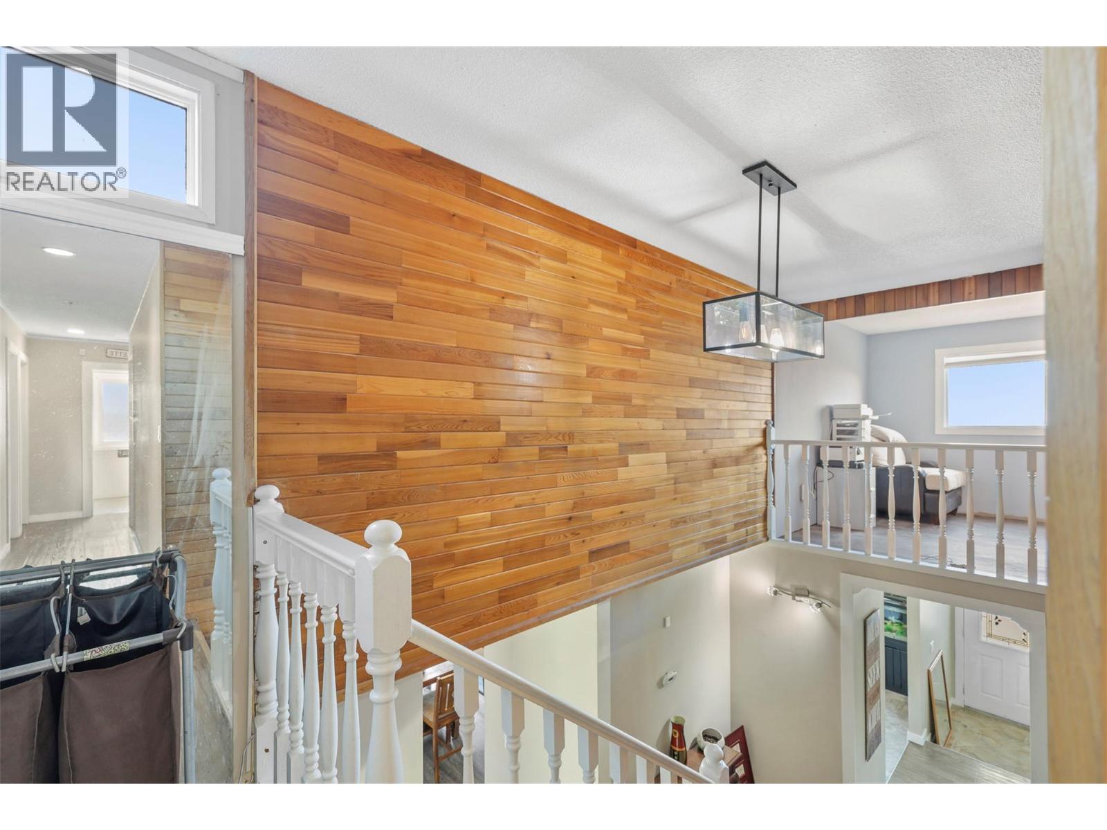  2156 VAN HORNE Drive, Kamloops