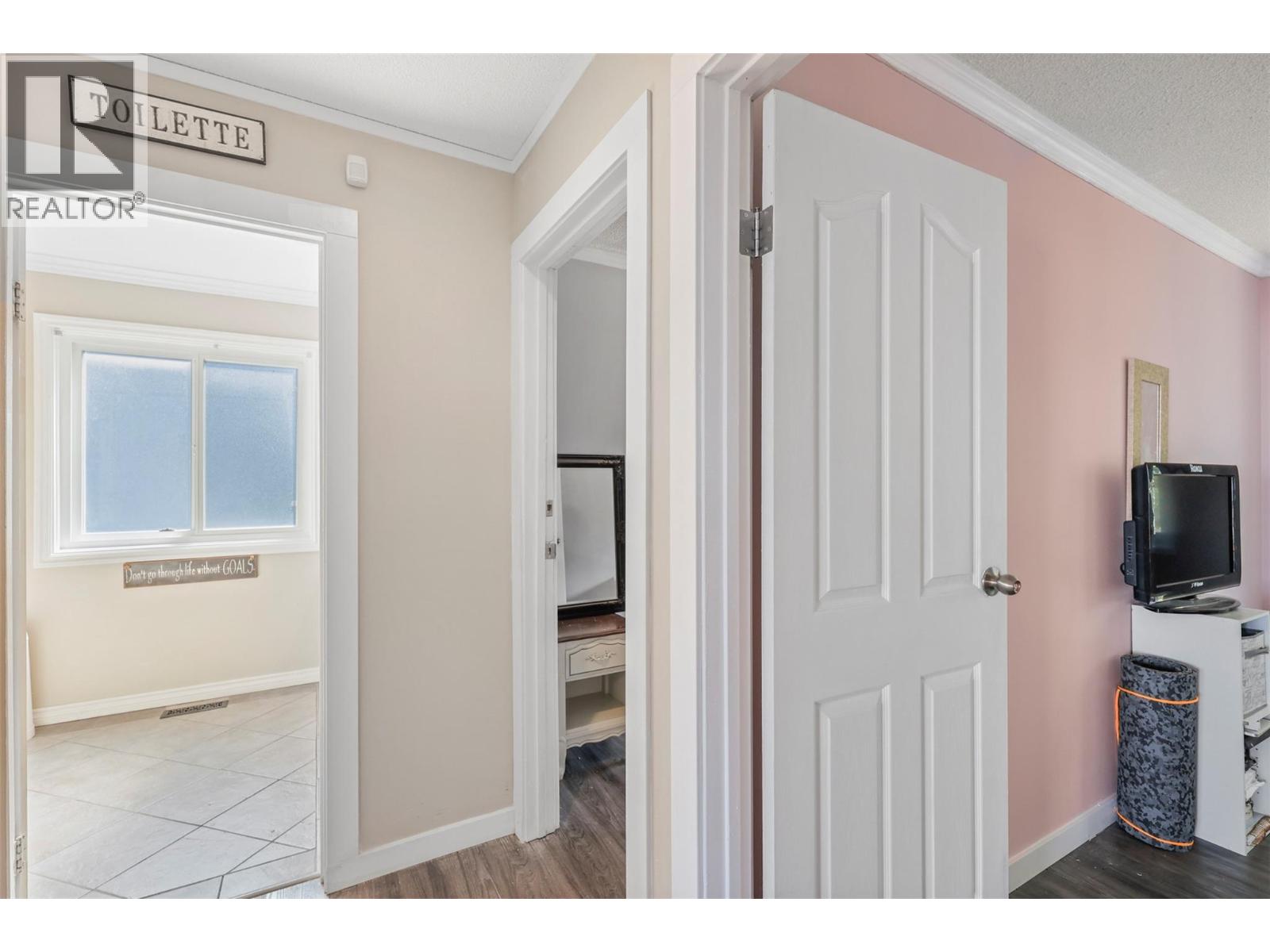  2156 VAN HORNE Drive, Kamloops