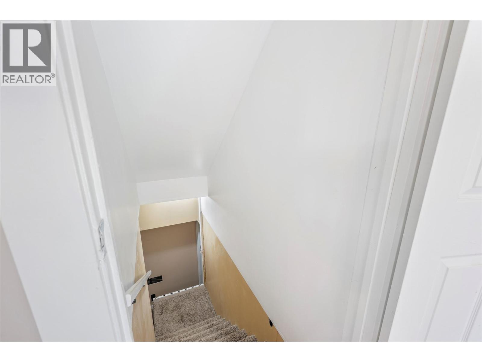  2156 VAN HORNE Drive, Kamloops