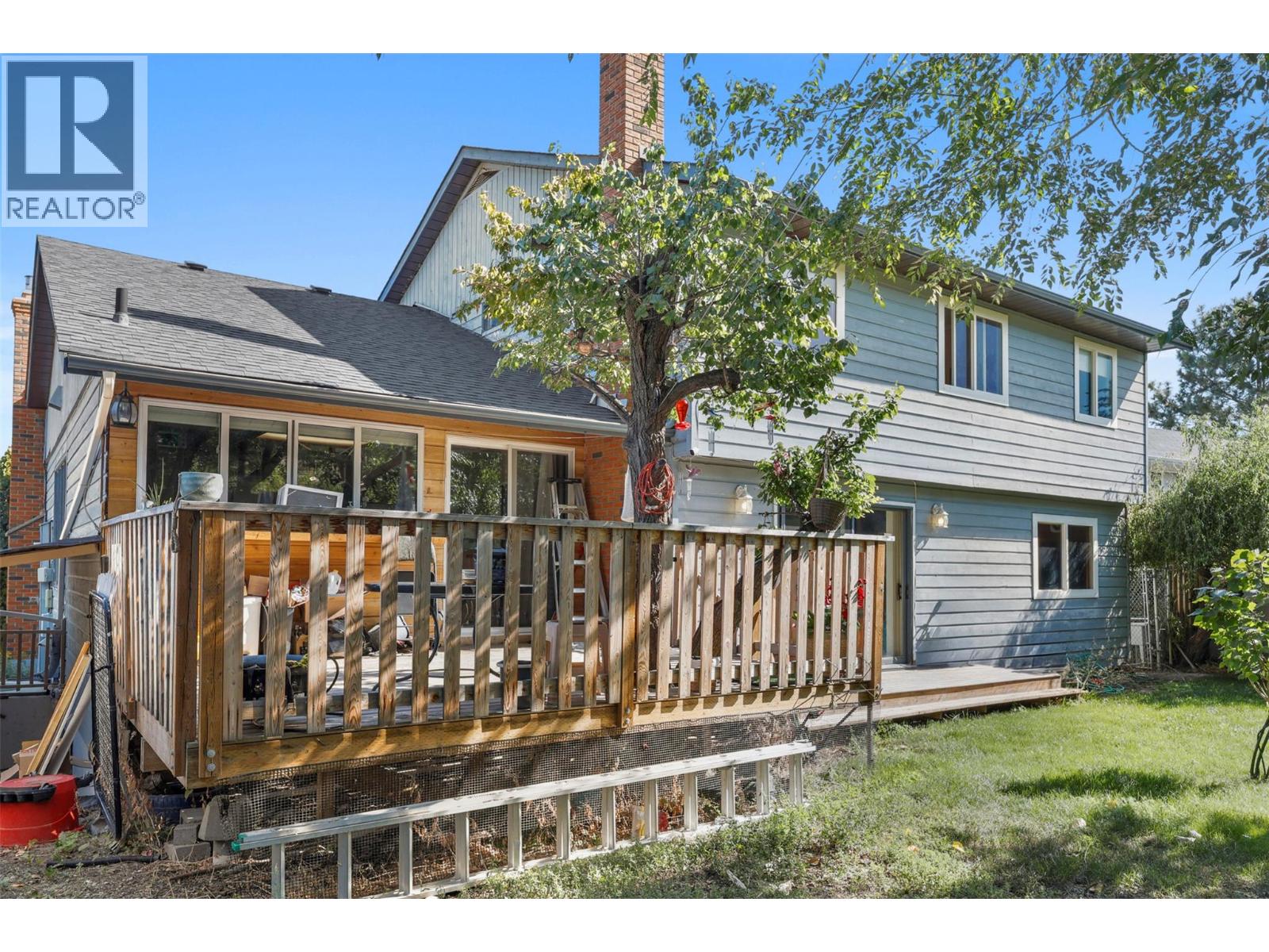  2156 VAN HORNE Drive, Kamloops