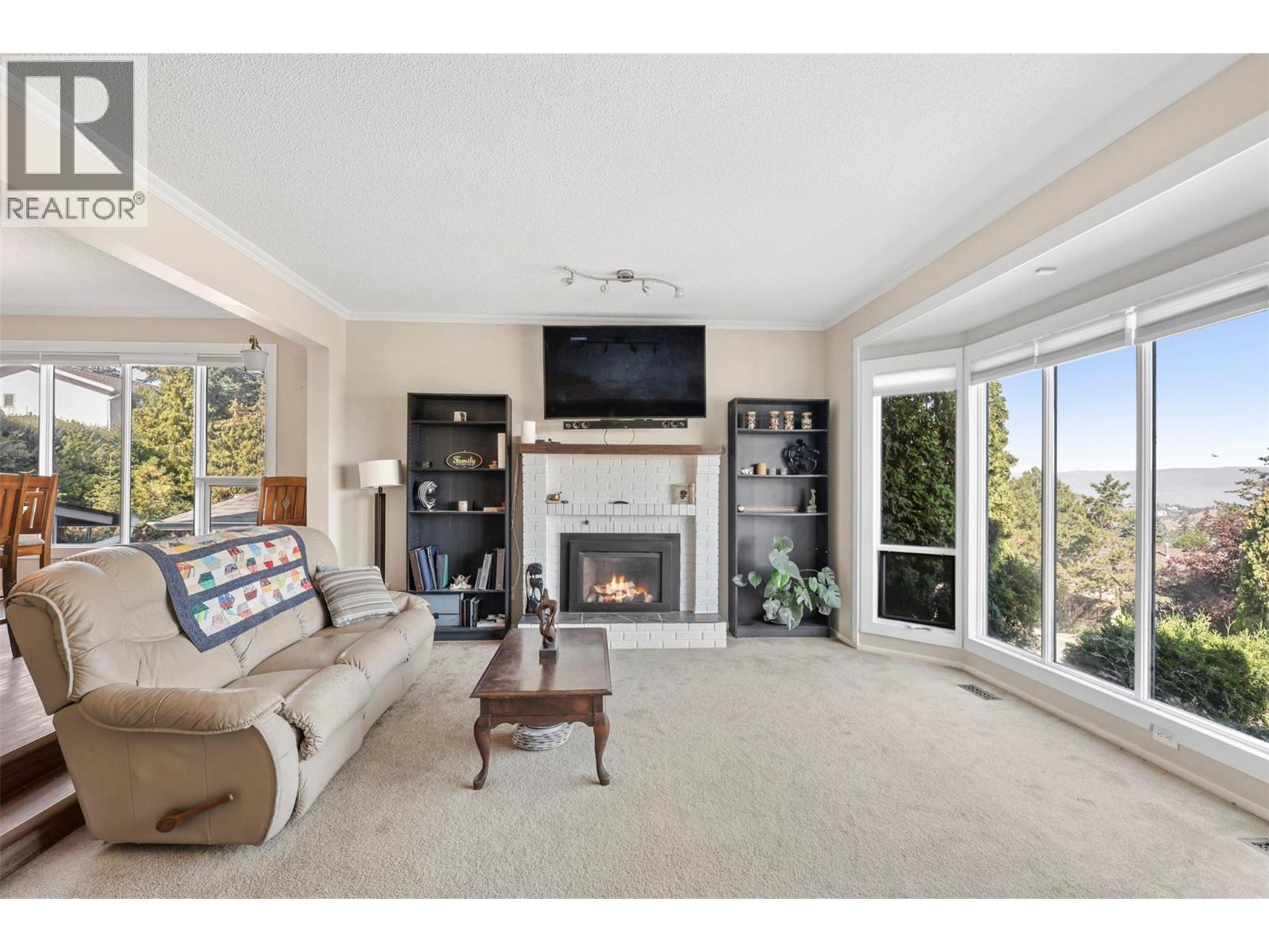  2156 VAN HORNE Drive, Kamloops