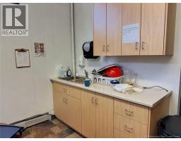59 Queen Street, Edmundston, NB E3V1A4 Photo 7
