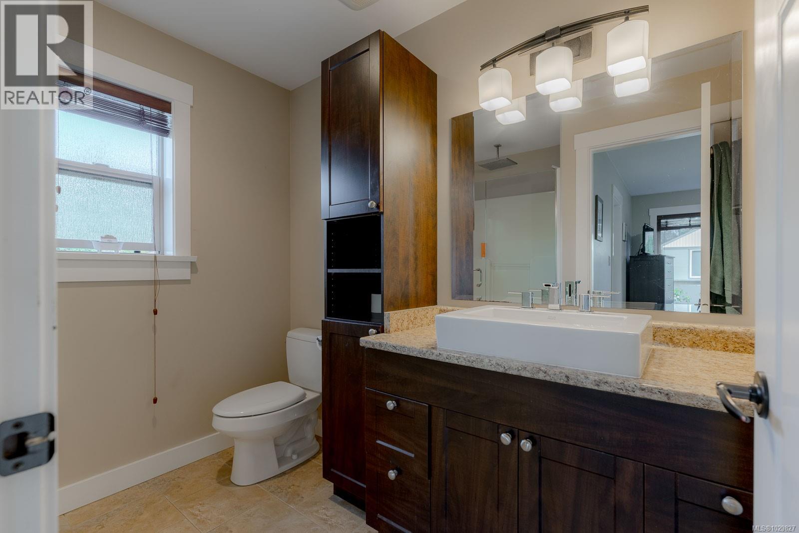 3050 CHARLES ST - 24