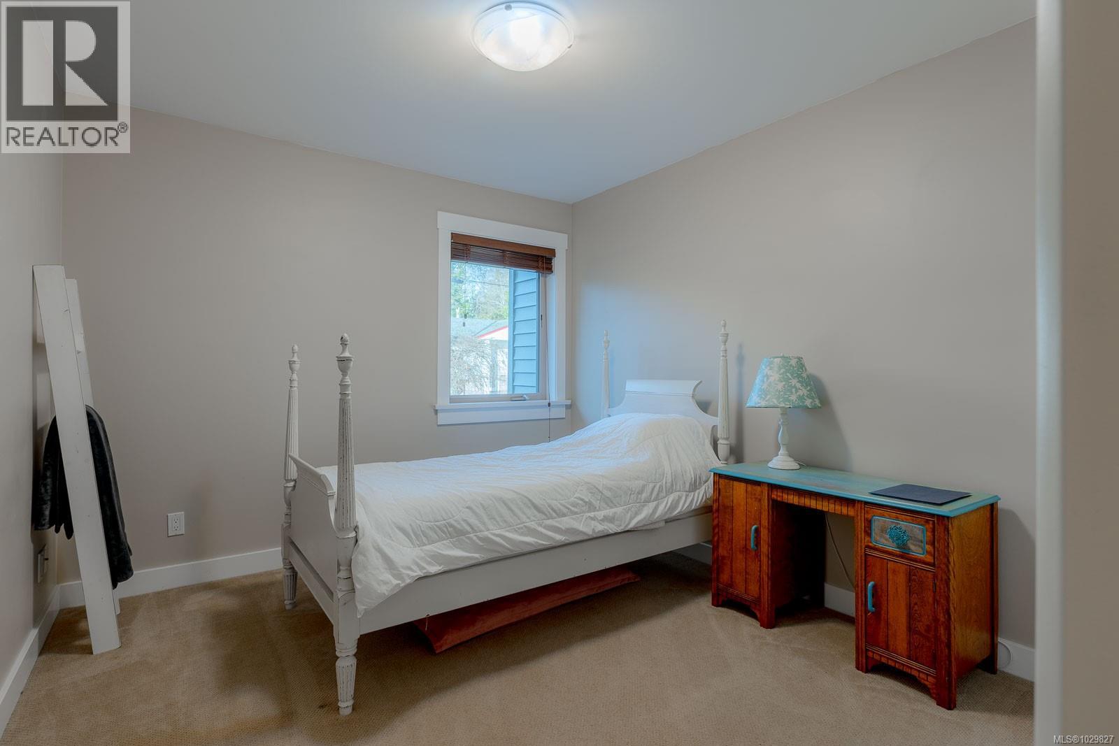 3050 CHARLES ST - 26