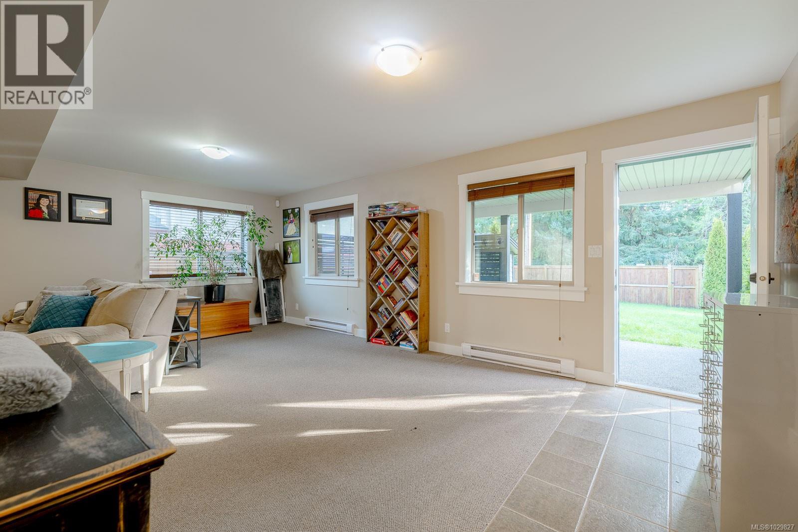 3050 CHARLES ST - 30