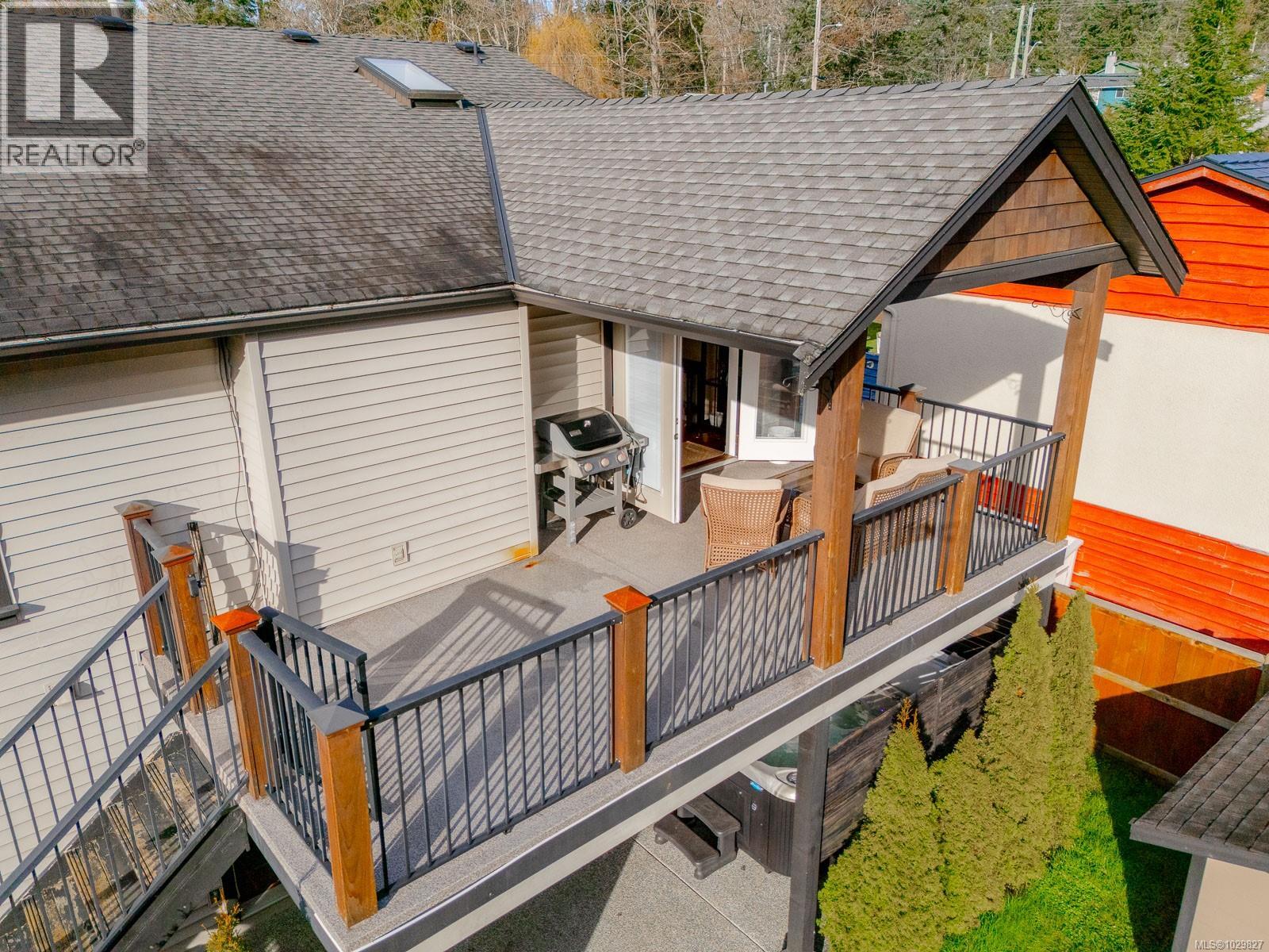 3050 CHARLES ST - 39