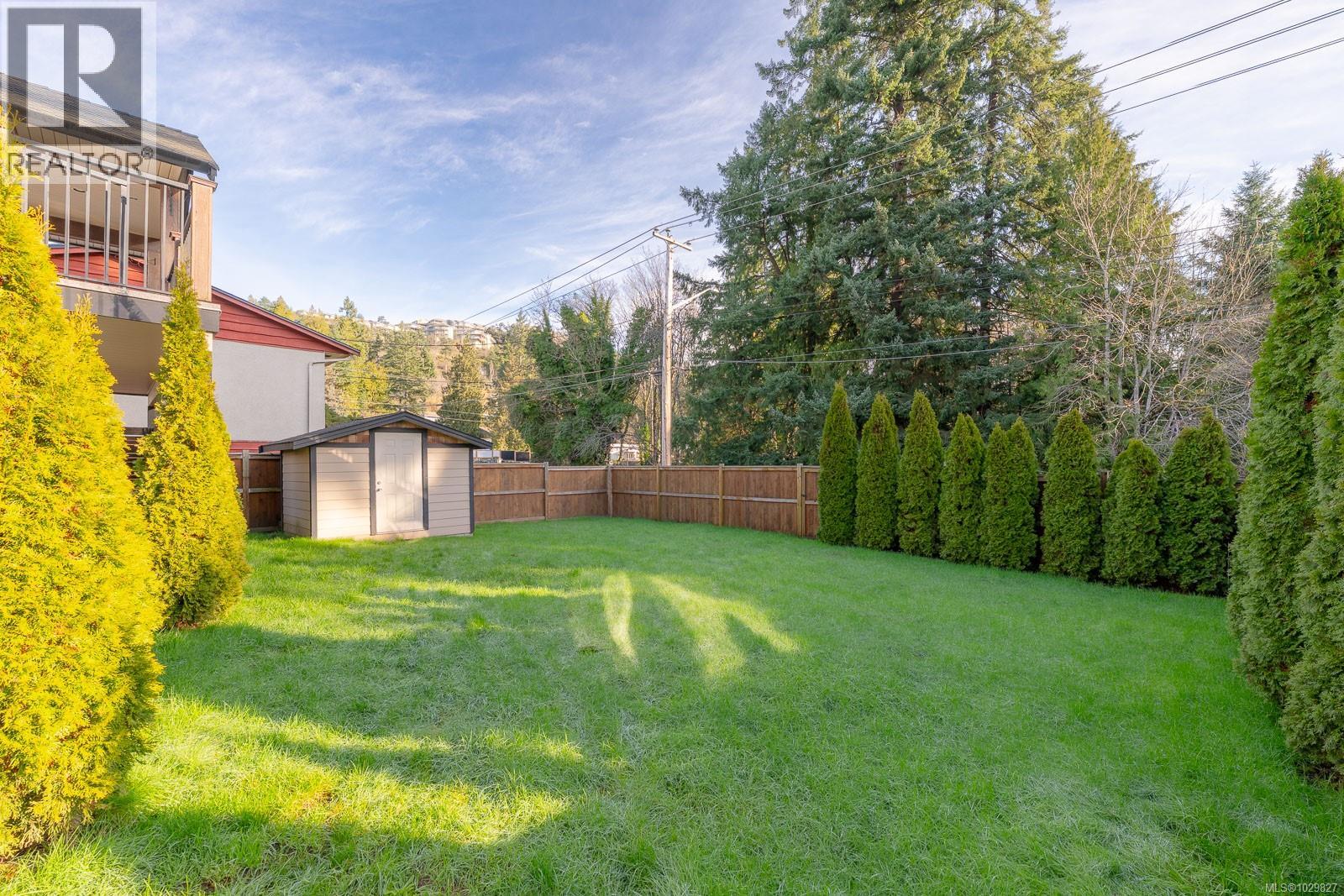 3050 CHARLES ST - 44