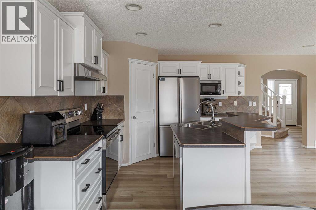 Single Family House for Sale in  Brightondale Crescent SE New Brighton Calgary 