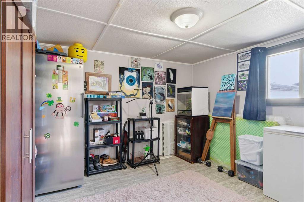 Single Family House Mobile Home for Sale in    Street NW Greenwood/Greenbriar Calgary 