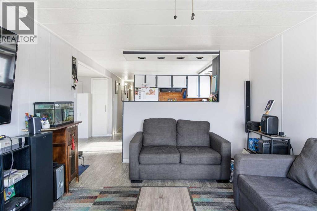 Single Family House Mobile Home for Sale in    Street NW Greenwood/Greenbriar Calgary 