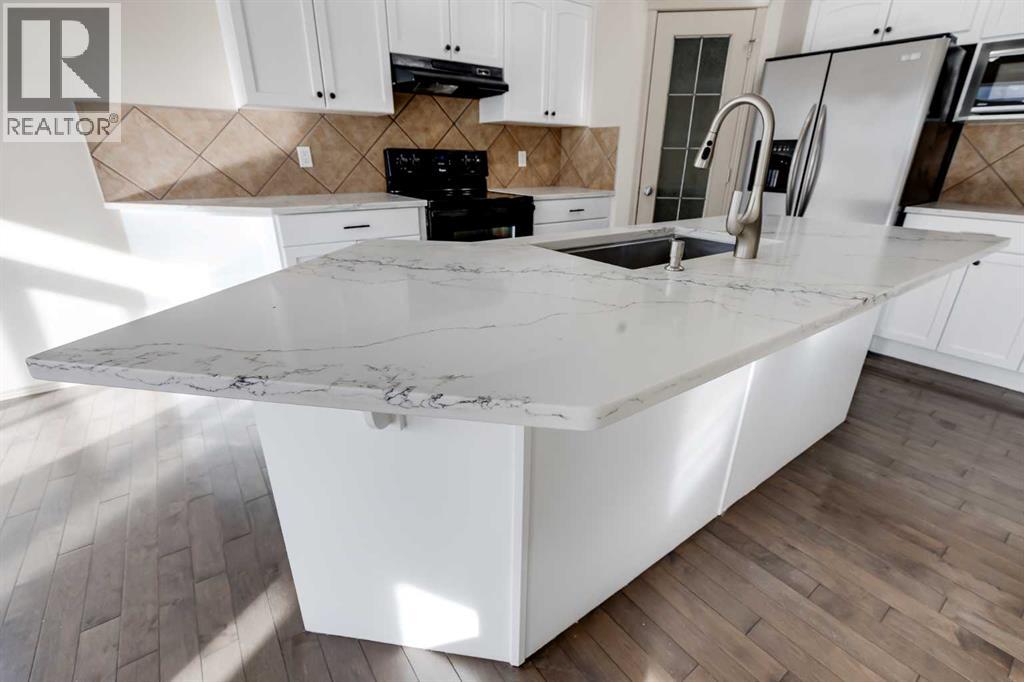 Single Family House for Sale in  New Brighton Manor SE New Brighton Calgary 