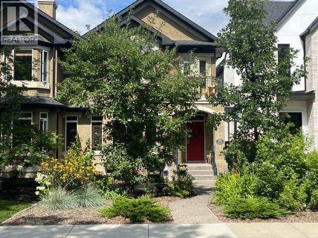Single Family House for Sale in   Avenue NW West Hillhurst Calgary 
