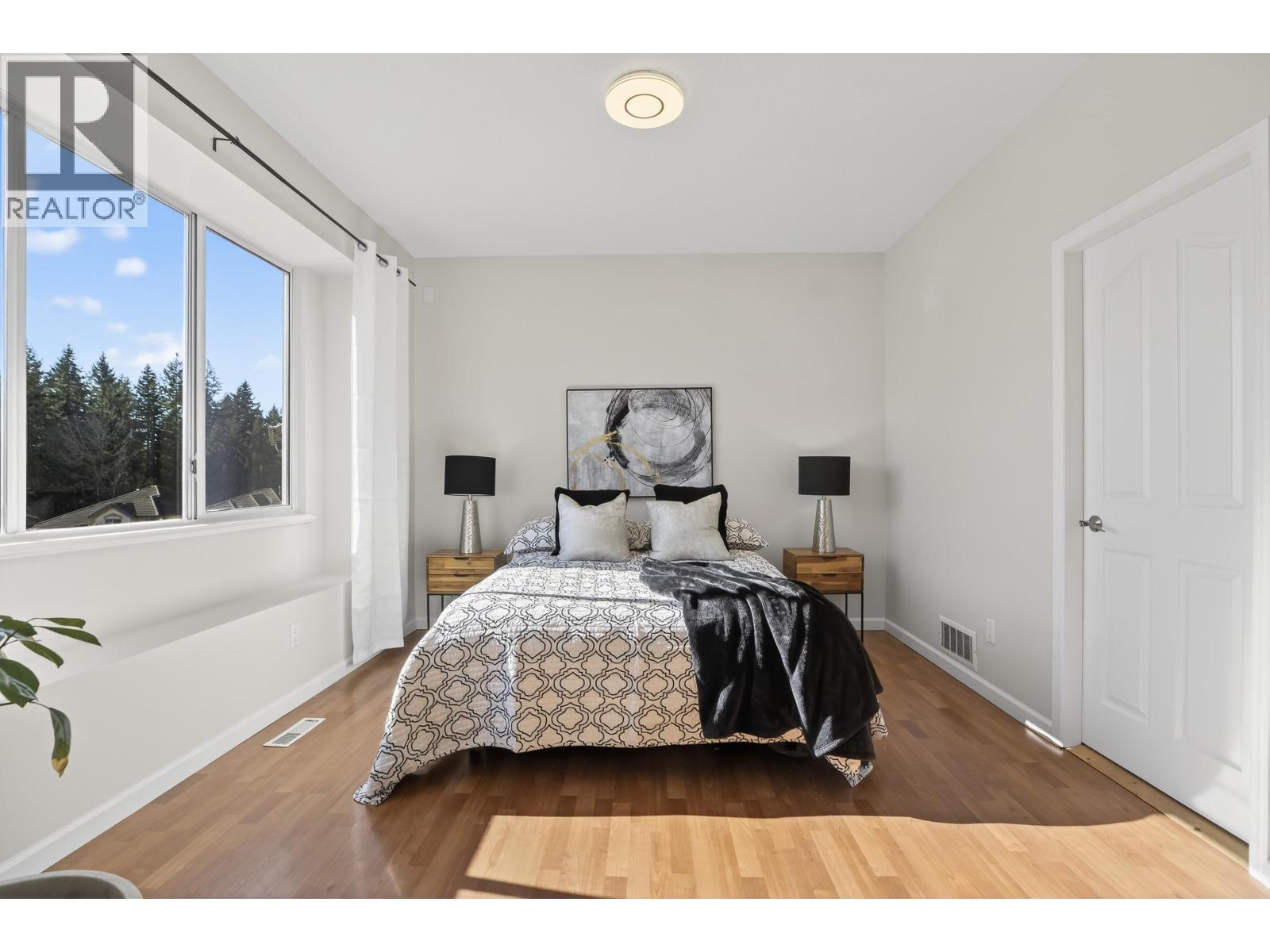 98 LINDEN COURT, Port Moody