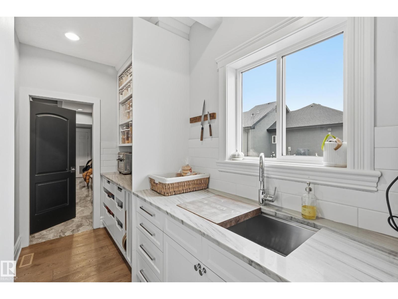 #410 23033 WYE RD, Rural Strathcona County