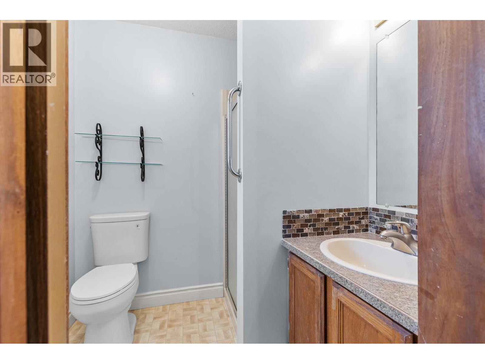 #16 200 Gerstmar Road - 29